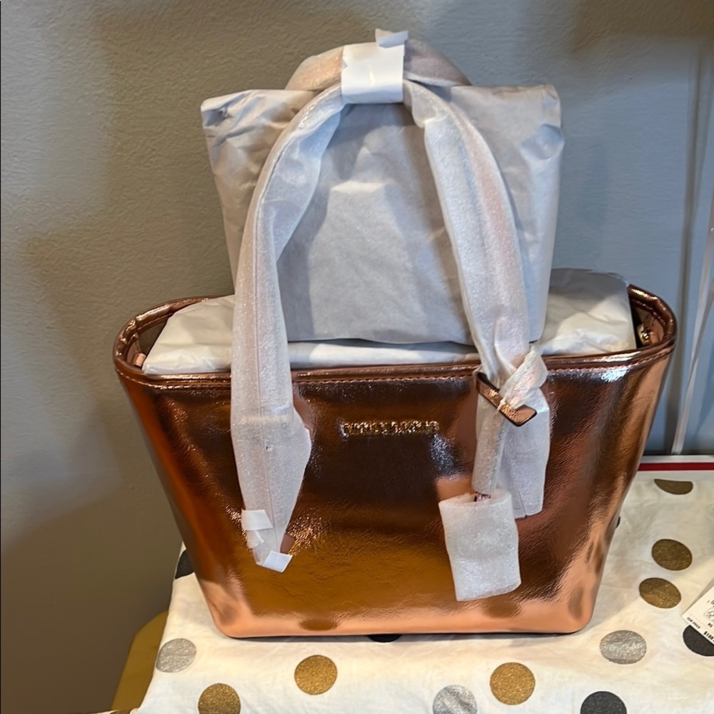 NWOT Michael Kors Gold Tote Bag Luxurious Metallic Finish